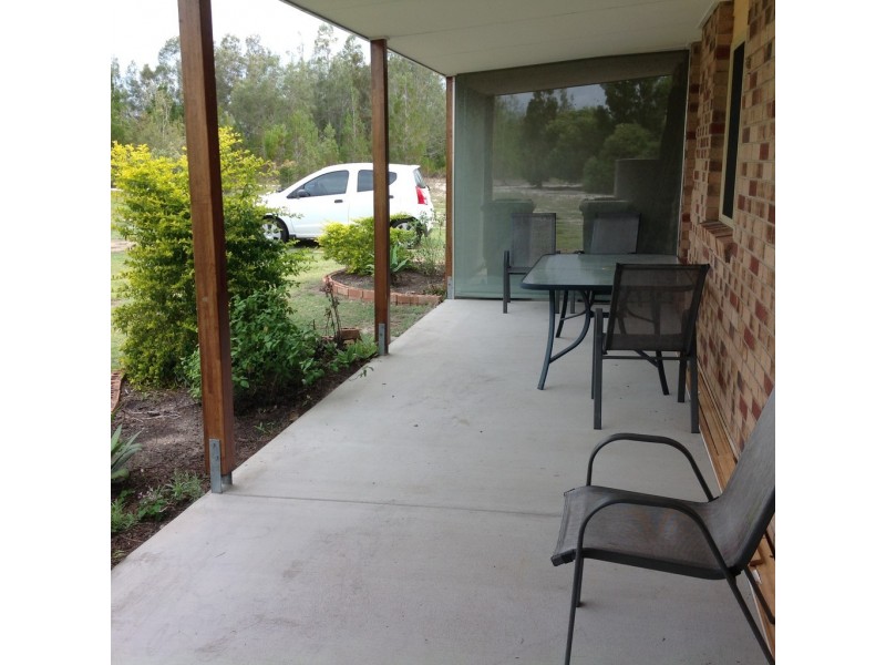 90 Beach Drive, Burrum Heads QLD 4659