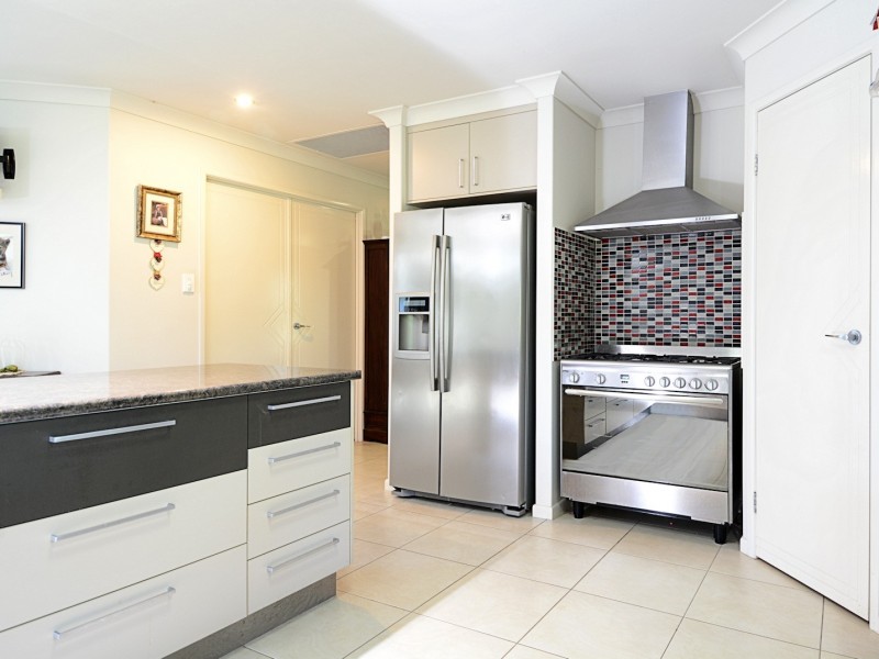 2 Steley Street, Howard QLD 4659