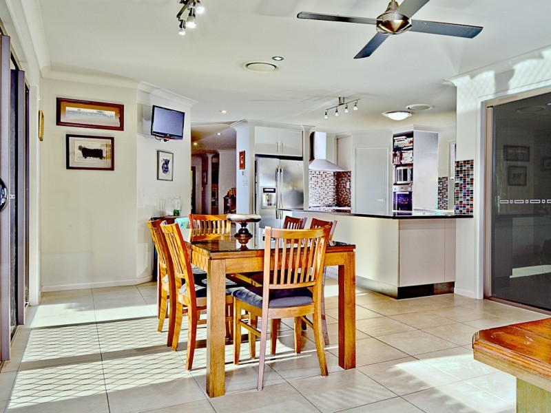 2 Steley Street, Howard QLD 4659