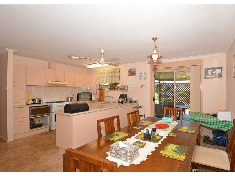 1 Cassia Street, Burrum Heads QLD 4659