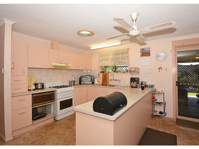 1 Cassia Street, Burrum Heads QLD 4659