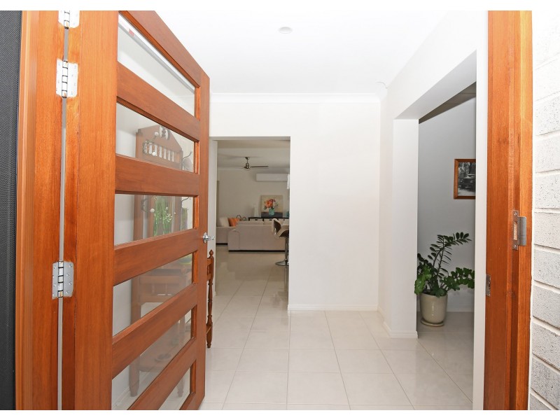 52 Honey Myrtle Close, Burrum Heads QLD 4659