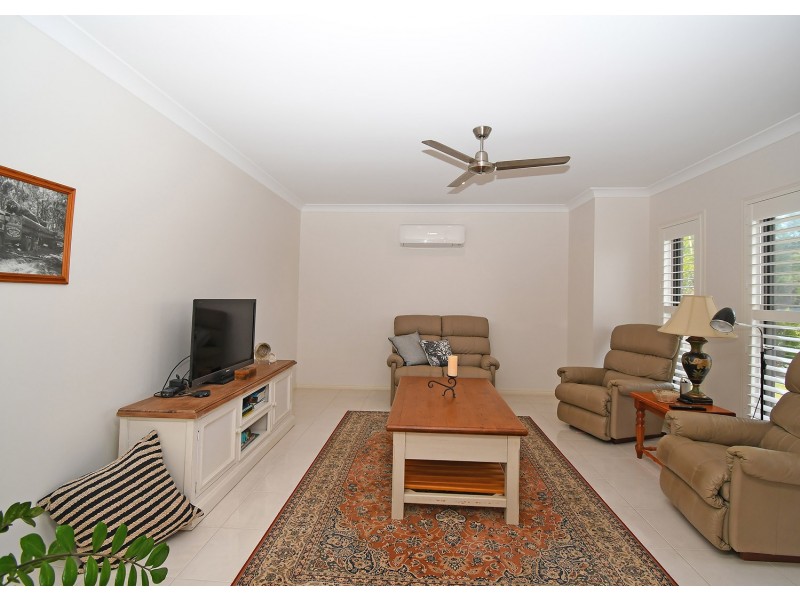 52 Honey Myrtle Close, Burrum Heads QLD 4659