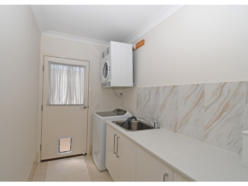 52 Honey Myrtle Close, Burrum Heads QLD 4659