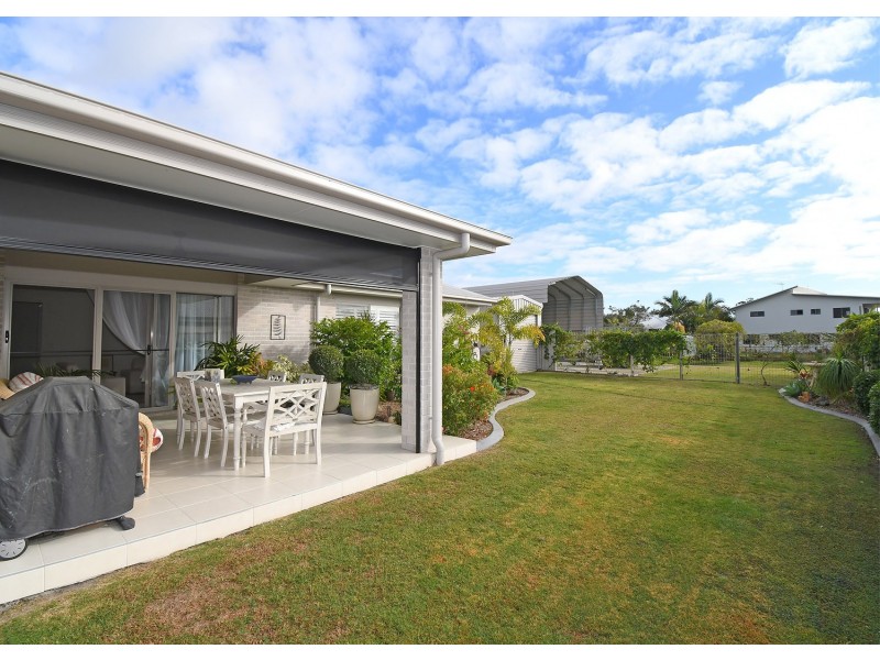 52 Honey Myrtle Close, Burrum Heads QLD 4659
