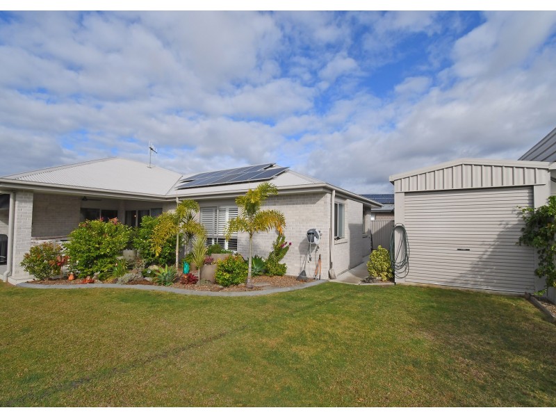 52 Honey Myrtle Close, Burrum Heads QLD 4659