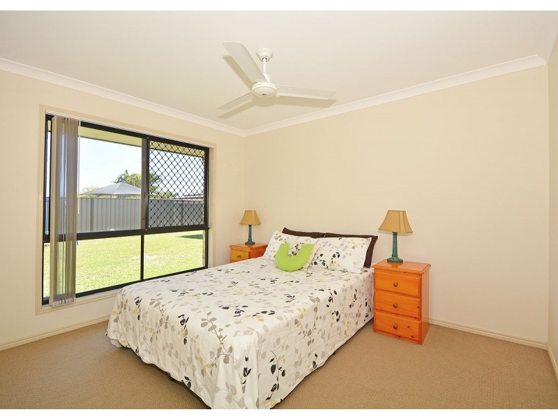 25 Louise Drive, Burrum Heads QLD 4659