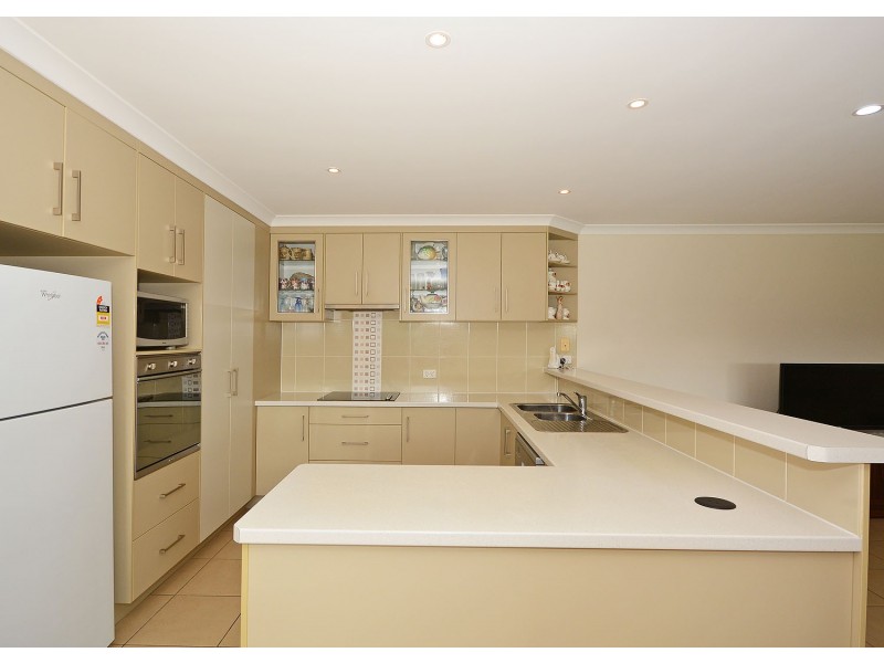 25 Louise Drive, Burrum Heads QLD 4659