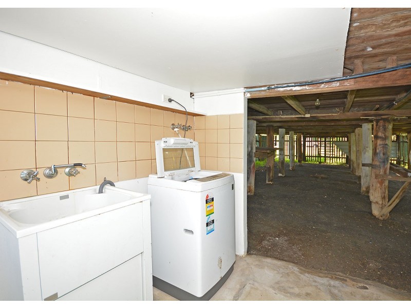 14 George Street, Torbanlea QLD 4662