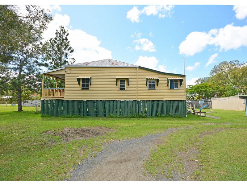 14 George Street, Torbanlea QLD 4662