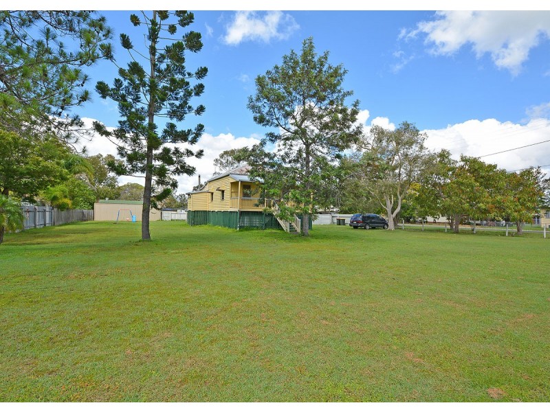14 George Street, Torbanlea QLD 4662