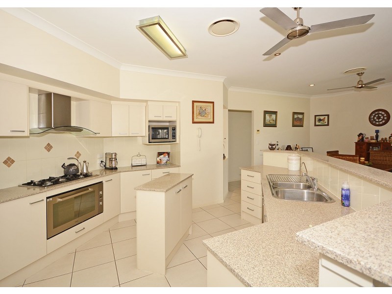 12 Tulipwood Drive, Burrum Heads QLD 4659