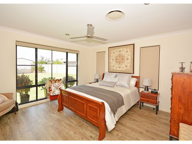 12 Tulipwood Drive, Burrum Heads QLD 4659