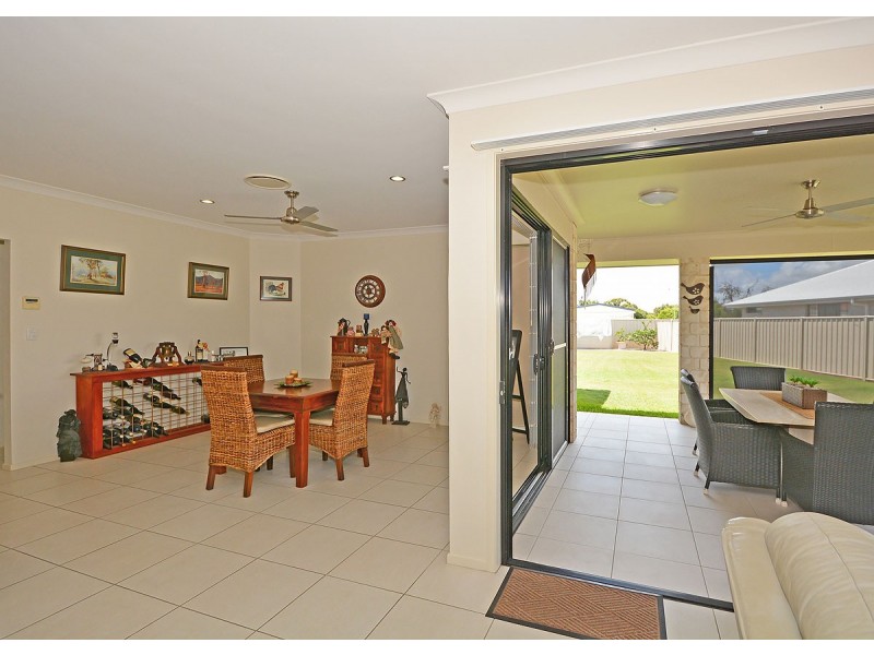 12 Tulipwood Drive, Burrum Heads QLD 4659