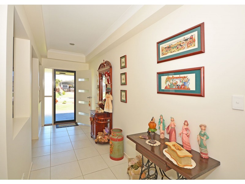 12 Tulipwood Drive, Burrum Heads QLD 4659