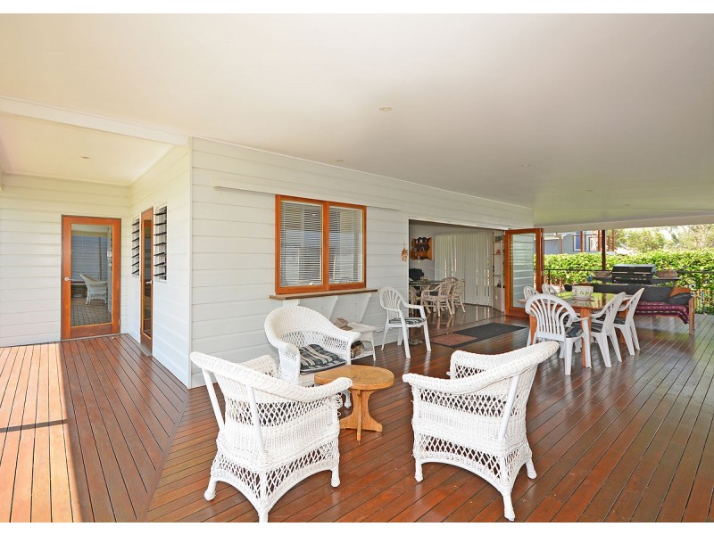 26 Hoffman Street, Burrum Heads QLD 4659