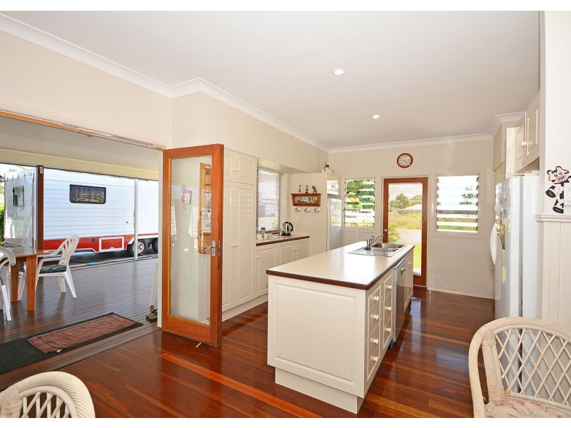26 Hoffman Street, Burrum Heads QLD 4659