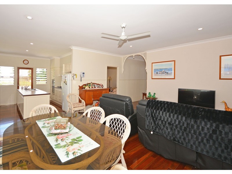 26 Hoffman Street, Burrum Heads QLD 4659