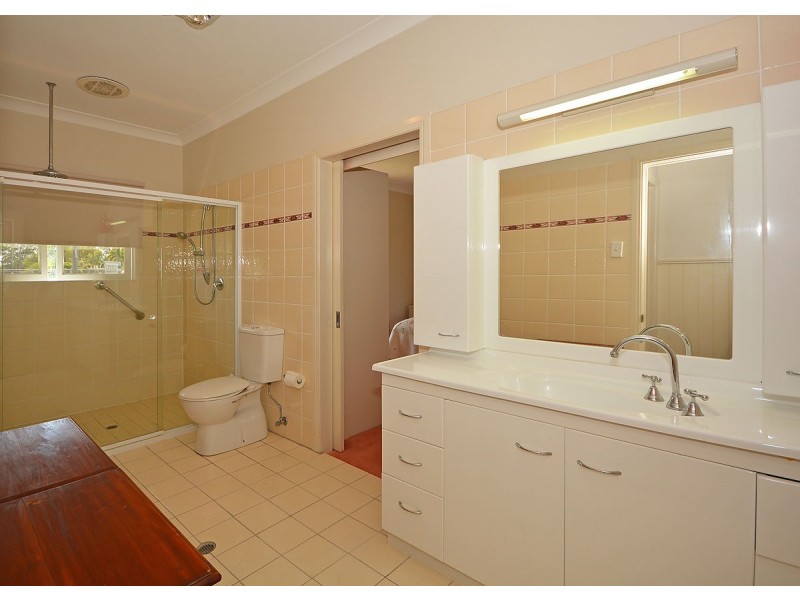 26 Hoffman Street, Burrum Heads QLD 4659