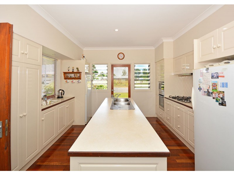 26 Hoffman Street, Burrum Heads QLD 4659