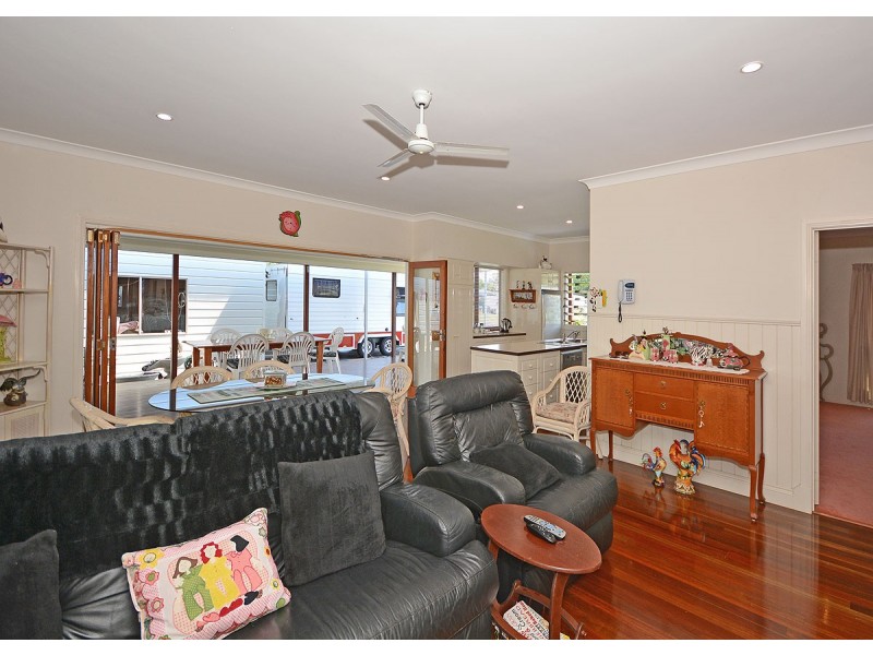 26 Hoffman Street, Burrum Heads QLD 4659