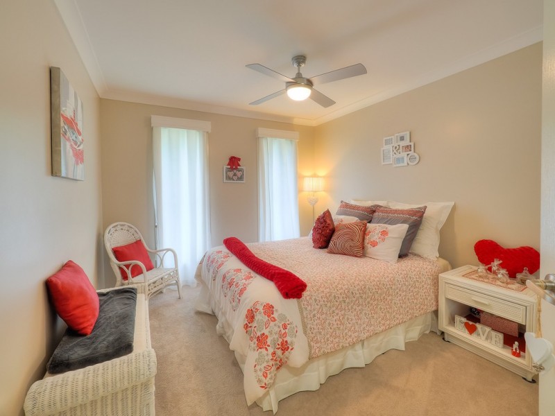 13 Fulmar Court, Burrum Heads QLD 4659