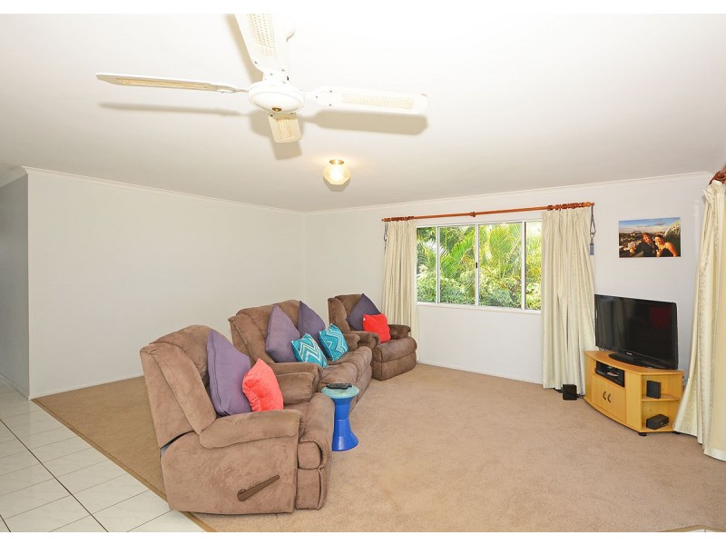 100 Riverview Drive, Burrum Heads QLD 4659