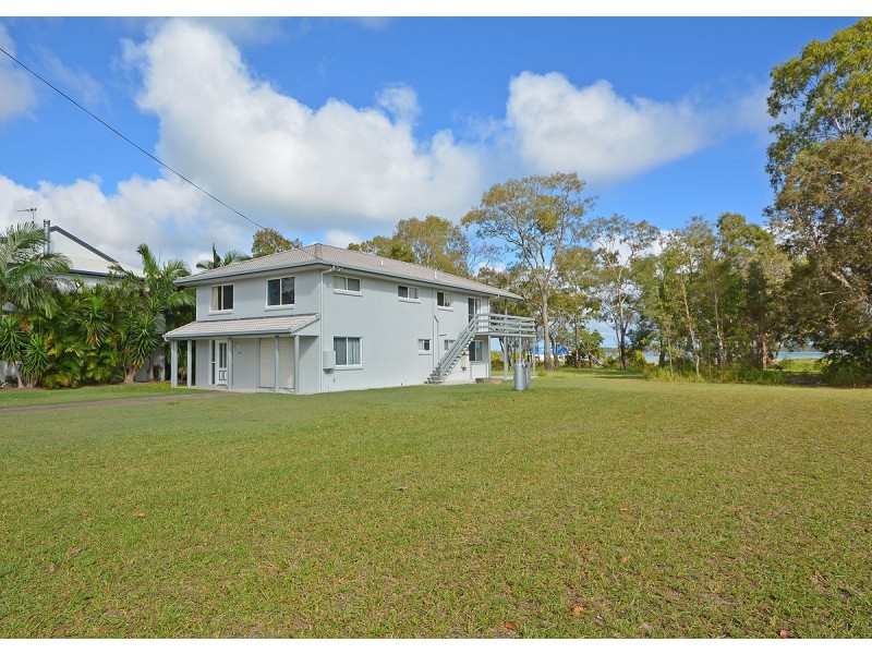100 Riverview Drive, Burrum Heads QLD 4659