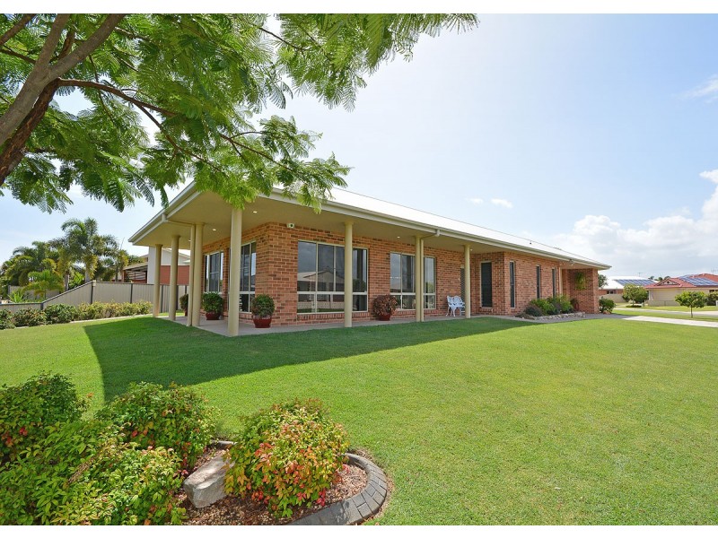 12 Bryan Court, Burrum Heads QLD 4659