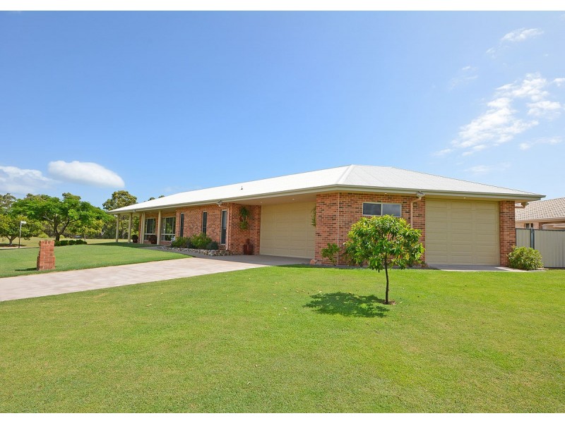 12 Bryan Court, Burrum Heads QLD 4659