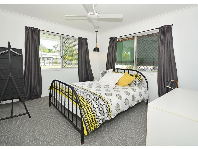 4 Hoffman Street, Burrum Heads QLD 4659