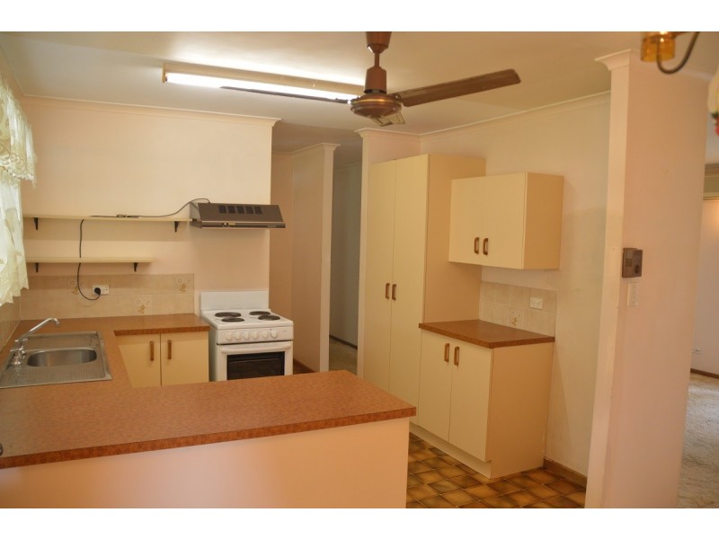 28 Crawford Street, Torbanlea QLD 4662