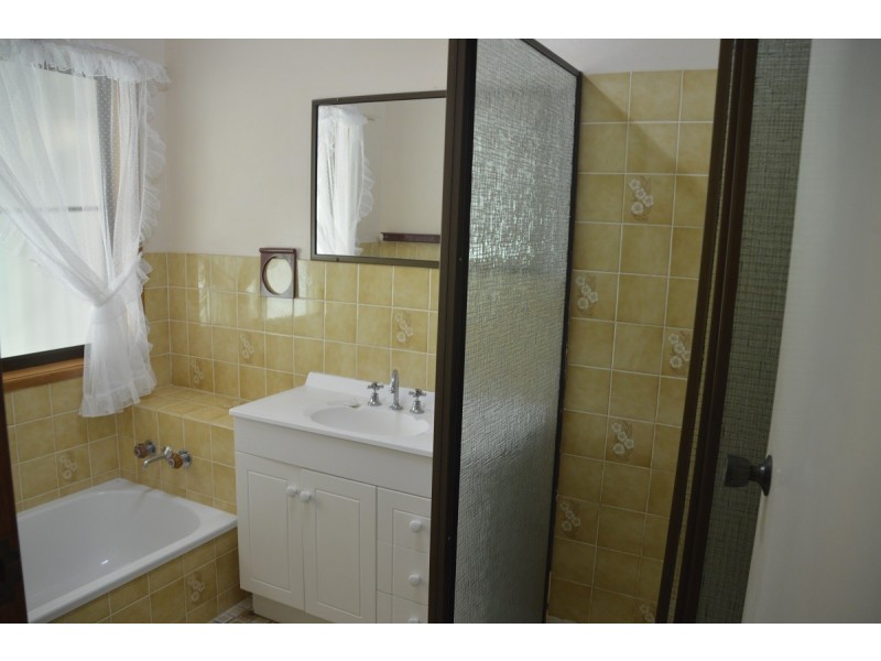 28 Crawford Street, Torbanlea QLD 4662