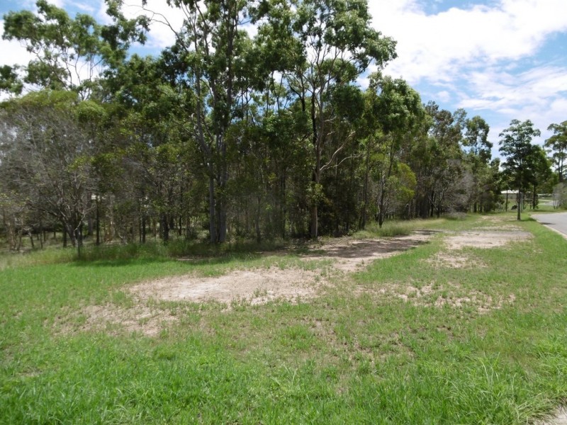 17 Southfork Circuit, Burrum Heads QLD 4659