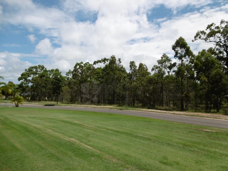 17 Southfork Circuit, Burrum Heads QLD 4659