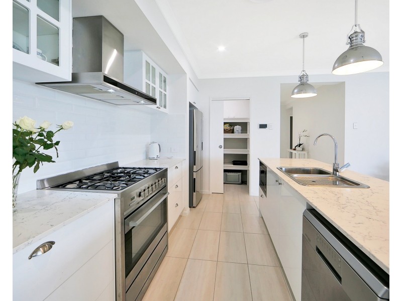 24 Honey Myrtle Close, Burrum Heads QLD 4659