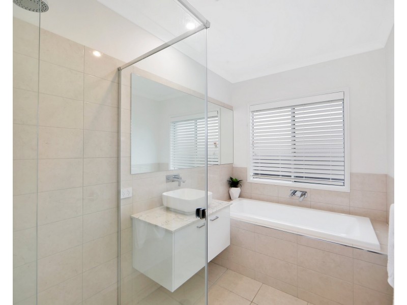24 Honey Myrtle Close, Burrum Heads QLD 4659