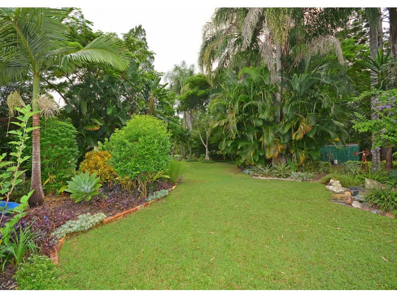 22 Lower Thomas Street, Howard QLD 4659