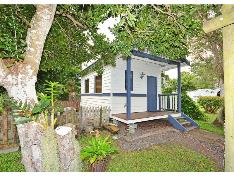 22 Lower Thomas Street, Howard QLD 4659