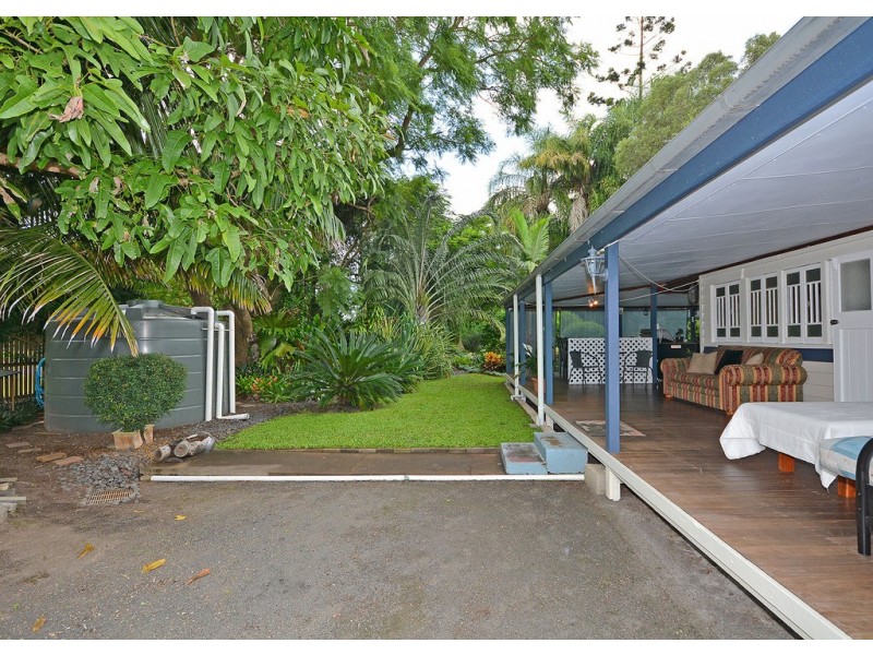 22 Lower Thomas Street, Howard QLD 4659