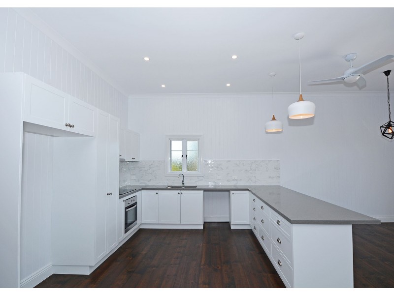 66 BEACH DRIVE, Burrum Heads QLD 4659