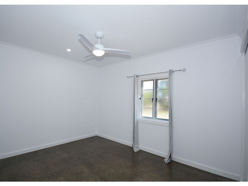 66 BEACH DRIVE, Burrum Heads QLD 4659