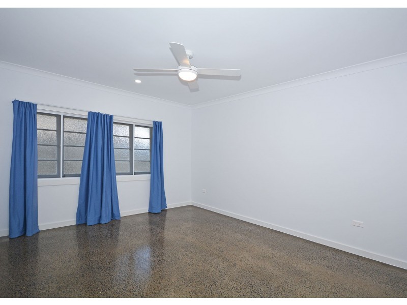 66 BEACH DRIVE, Burrum Heads QLD 4659