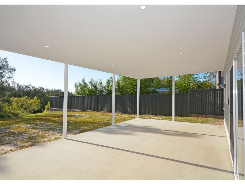 66 BEACH DRIVE, Burrum Heads QLD 4659