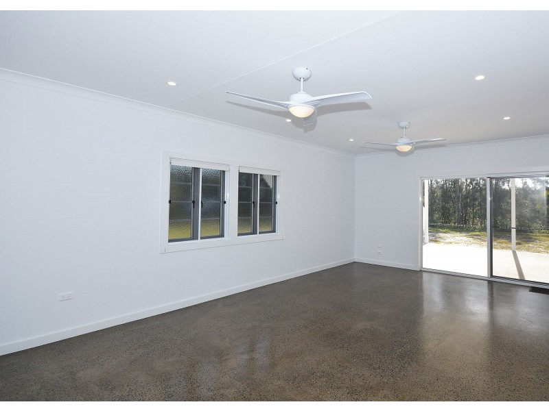 66 BEACH DRIVE, Burrum Heads QLD 4659
