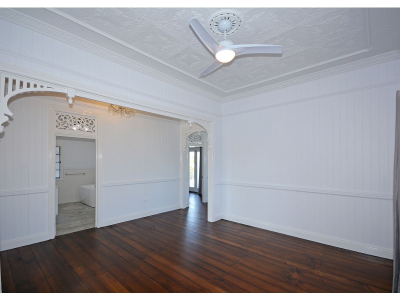 66 BEACH DRIVE, Burrum Heads QLD 4659