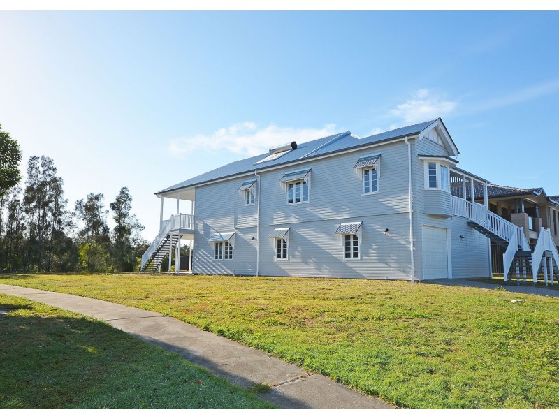 66 BEACH DRIVE, Burrum Heads QLD 4659