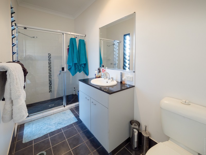 4 Oyster Court, Toogoom QLD 4655