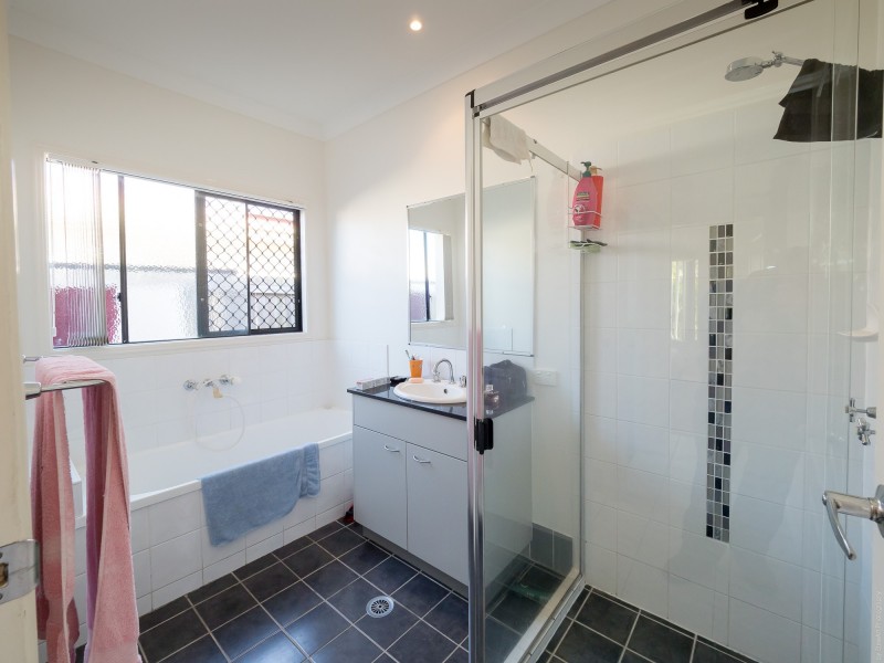 4 Oyster Court, Toogoom QLD 4655