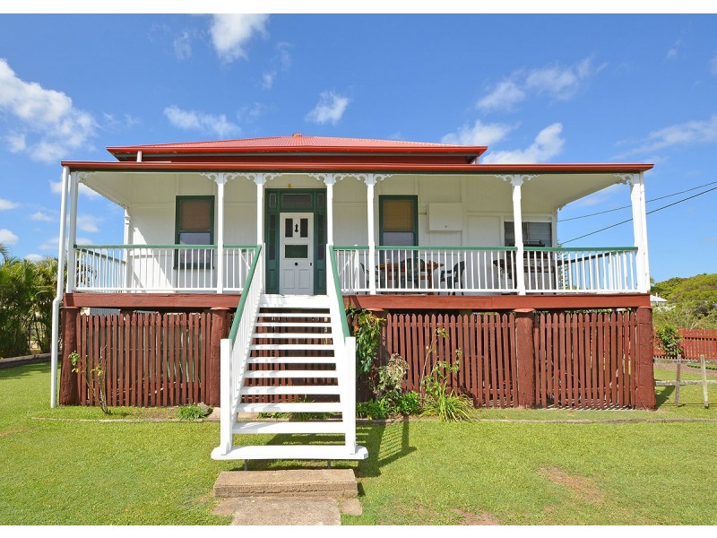 36 Robertson St, Torbanlea QLD 4662